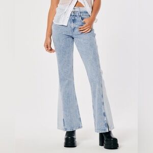 Hollister SOCIAL TOURIST HIGHEST RISE DOUBLE-WAISTBAND CONTRAST FLARE JEANS
